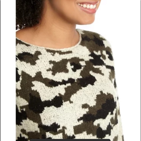NWT Workshop Camouflage High Low Sweater Size XS - Picture 2 of 12
